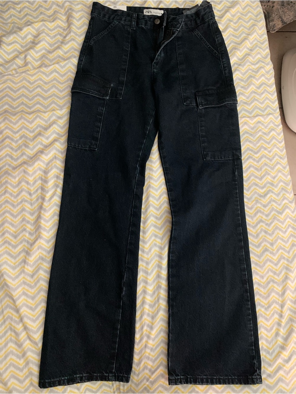 Zara Men's Black Bootcut Cargo Jeans